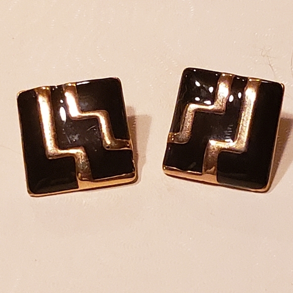 Vintage Monet Black and Goldtone Enamel Geometric Earrings - Picture 1 of 5